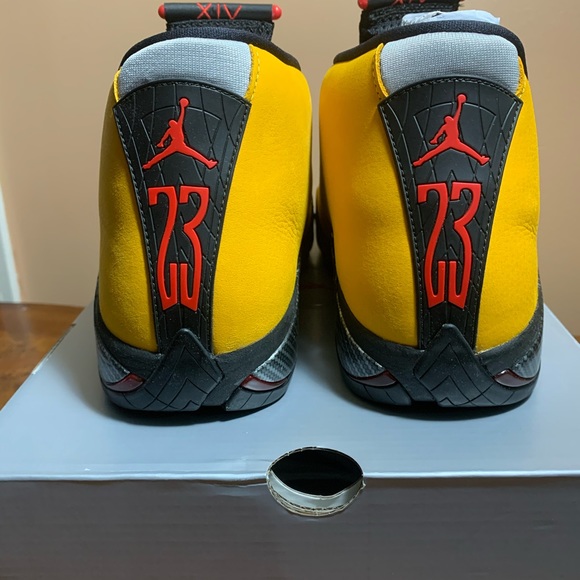 Air jordan retro 14 reverse ferrari sz. 9.5,10 - Picture 6 of 8